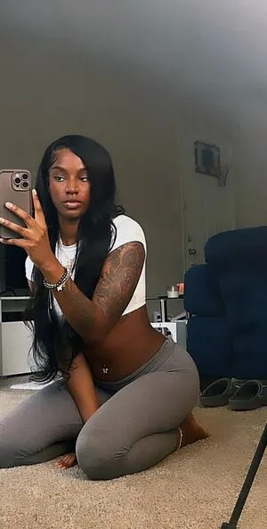Lauryntierre OnlyFans Leaked Free Thumbnail Picture - #pUlAkx00w3