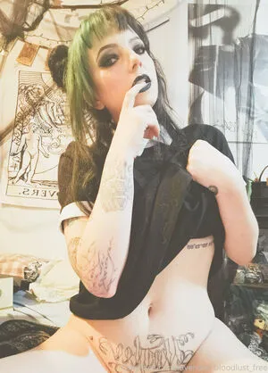 Lavender Bloodlust Free OnlyFans Leaked Free Thumbnail Picture - #8tyabSOT2B