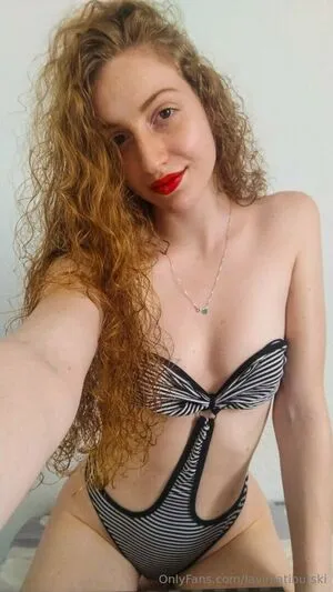 Laviniatiburski OnlyFans Leaked Free Thumbnail Picture - #ADxe0qHrc1