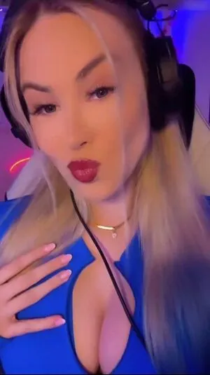 Lavrasophie OnlyFans Leaked Free Thumbnail Picture - #Q37PLkbxj0