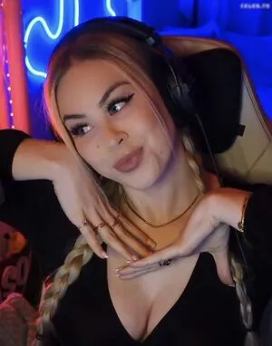 Lavrasophie OnlyFans Leaked Free Thumbnail Picture - #cUBHIftmiz