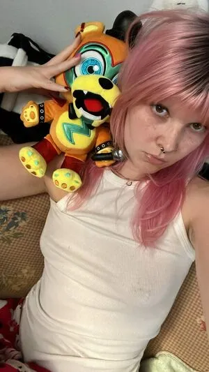 lawlietigerpony OnlyFans Leaked Free Thumbnail Picture - #4JSpojophe