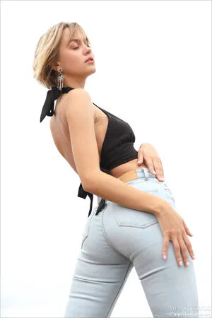 Layanadevis OnlyFans Leaked Free Thumbnail Picture - #aEgoKLKNMG