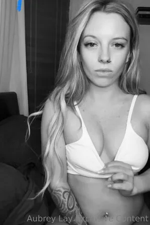 Layaubreyfans OnlyFans Leaked Free Thumbnail Picture - #jxmOs5YN1a