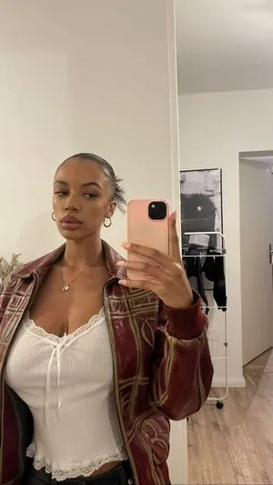 Layla Laila Darboe OnlyFans Leaked Free Thumbnail Picture - #0zE8NzPcwh