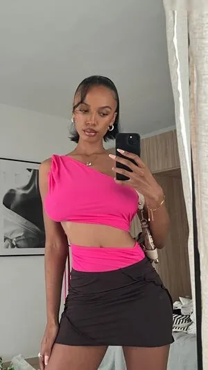 Layla Laila Darboe OnlyFans Leaked Free Thumbnail Picture - #T3AtBhrcJr