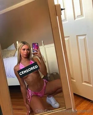 Laylabrooks0 OnlyFans Leaked Free Thumbnail Picture - #8KsmE99oTe