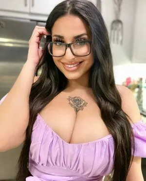 Laylalovelyxxx OnlyFans Leaked Free Thumbnail Picture - #DbtnRepMHc