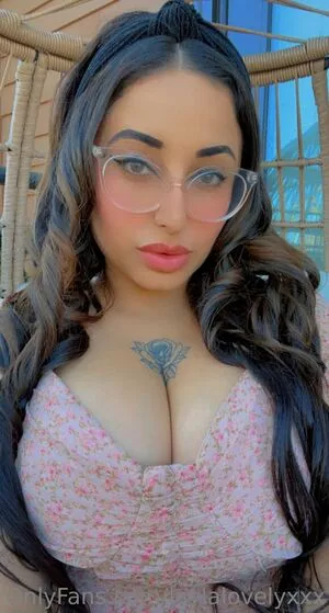 Laylalovelyxxx OnlyFans Leaked Free Thumbnail Picture - #mlcl46n25n