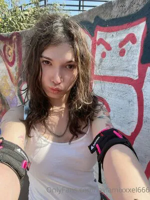 Laylamixxxel666 OnlyFans Leaked Free Thumbnail Picture - #ENmDBs8Y7m
