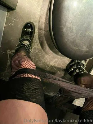 Laylamixxxel666 OnlyFans Leaked Free Thumbnail Picture - #NzEtl5E63E