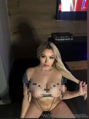 Laylamonetttt OnlyFans Leaked Free Thumbnail Picture - #fI3PKmYLio