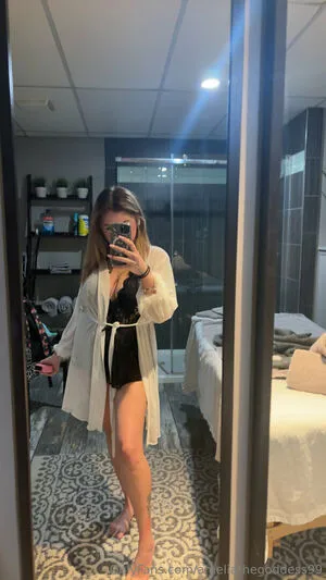 Laylathegoddess19xo OnlyFans Leaked Free Thumbnail Picture - #ALEY0GA7vx