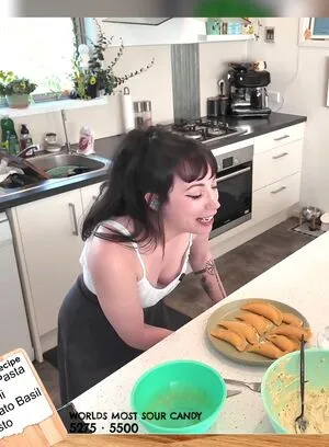 Layna Lazar OnlyFans Leaked Free Thumbnail Picture - #CJwpmTdNaJ