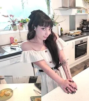 Layna Lazar OnlyFans Leaked Free Thumbnail Picture - #Cby4oep6M0