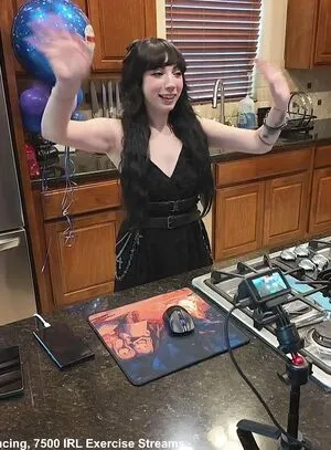 Layna Lazar OnlyFans Leaked Free Thumbnail Picture - #INlNrT0RoF