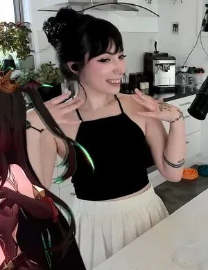 Layna Lazar OnlyFans Leaked Free Thumbnail Picture - #LhY6zJBAPk
