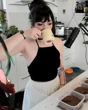 Layna Lazar OnlyFans Leaked Free Thumbnail Picture - #OLtAKxExRy
