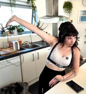 Layna Lazar OnlyFans Leaked Free Thumbnail Picture - #bnYxpBYYDj