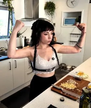 Layna Lazar OnlyFans Leaked Free Thumbnail Picture - #ciTVAsVAu2