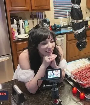 Layna Lazar OnlyFans Leaked Free Thumbnail Picture - #m4tivmQ5Ol