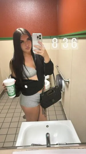 Layy2 OnlyFans Leaked Free Thumbnail Picture - #lUgzszoyTP