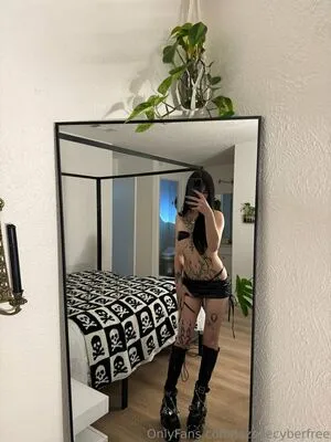 Lazellecyberfree OnlyFans Leaked Free Thumbnail Picture - #cbsm1lz3h0