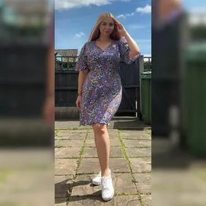 Le Curvy Kitten OnlyFans Leaked Free Thumbnail Picture - #QRplwW6age
