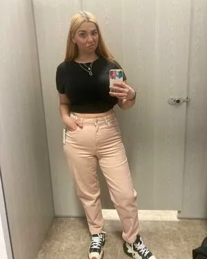 Le Curvy Kitten OnlyFans Leaked Free Thumbnail Picture - #ZPDYMV0Fup