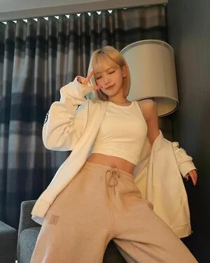 Le Sserafim OnlyFans Leaked Free Thumbnail Picture - #SnnhjzysPh