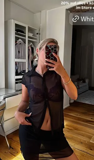 Lea Breuer OnlyFans Leaked Free Thumbnail Picture - #0DoDByjCXN