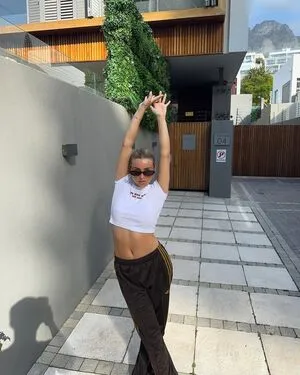Lea Breuer OnlyFans Leaked Free Thumbnail Picture - #4l2xUPIkEE