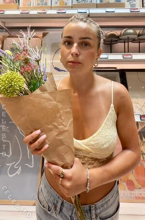 Lea Breuer OnlyFans Leaked Free Thumbnail Picture - #9DiBBjfKBK