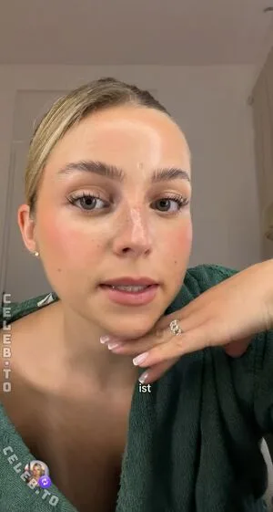 Lea Breuer OnlyFans Leaked Free Thumbnail Picture - #CZTTP520RA