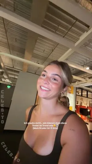 Lea Breuer OnlyFans Leaked Free Thumbnail Picture - #H0cbeQdTUc