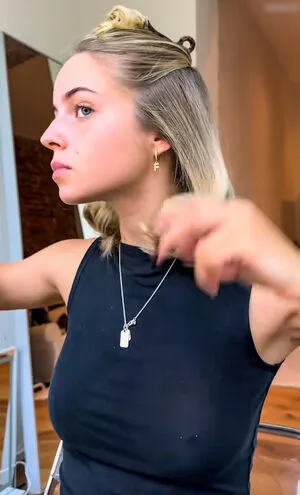 Lea Breuer OnlyFans Leaked Free Thumbnail Picture - #htRWUHCO9L
