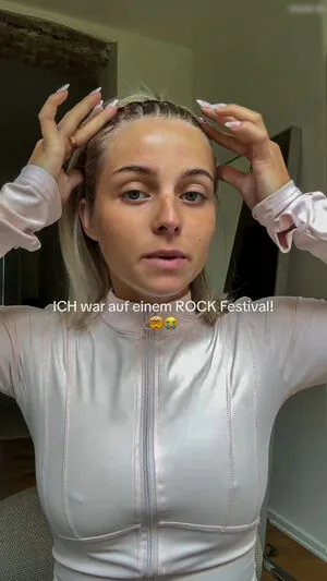 Lea Breuer OnlyFans Leaked Free Thumbnail Picture - #vZVHTSp2Kz