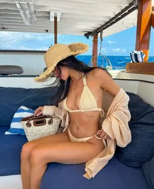 Lea Elui OnlyFans Leaked Free Thumbnail Picture - #21M9liaELW