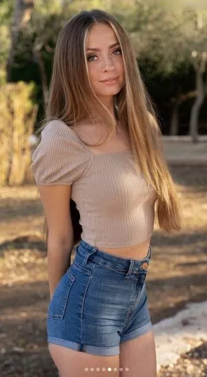 Lea Katharina Maria OnlyFans Leaked Free Thumbnail Picture - #5R8eqNfXCu