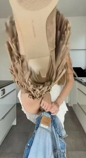 Lea Katharina OnlyFans Leaked Free Thumbnail Picture - #Mx0yn2YLCI