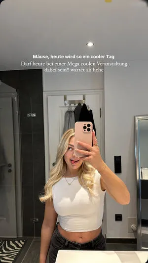 Lea Keller OnlyFans Leaked Free Thumbnail Picture - #RfrLwykfnb