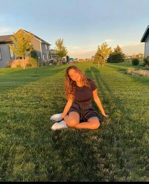 Lea Kobrossy OnlyFans Leaked Free Thumbnail Picture - #TonoStD7z3