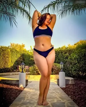 Lea Lovebird OnlyFans Leaked Free Thumbnail Picture - #YKmbV0u8z8