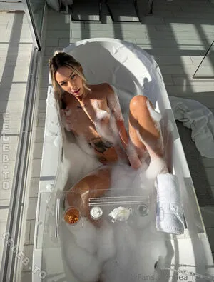 Lea Luna OnlyFans Leaked Free Thumbnail Picture - #tvbu4NR3T7
