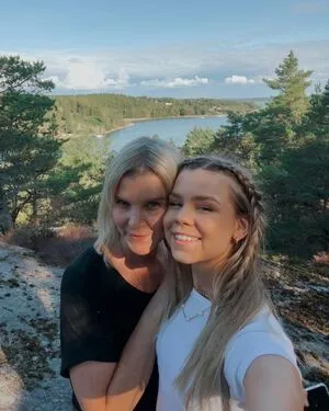 Lea Peach OnlyFans Leaked Free Thumbnail Picture - #2lX1bJ88pH