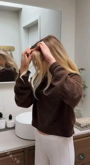 Lea Peach OnlyFans Leaked Free Thumbnail Picture - #5akRlGIfoi