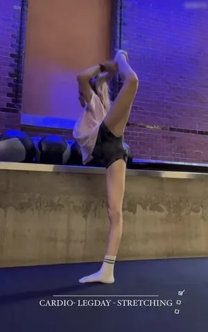 Lea Peach OnlyFans Leaked Free Thumbnail Picture - #EzJAxSA8AB