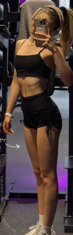 Lea Peach OnlyFans Leaked Free Thumbnail Picture - #KUvZx6oOO5