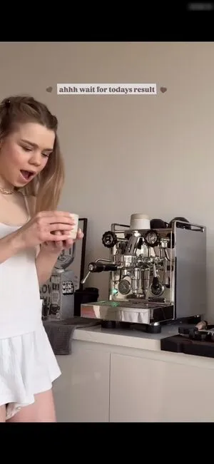 Lea Peach OnlyFans Leaked Free Thumbnail Picture - #MW2U8djpGj