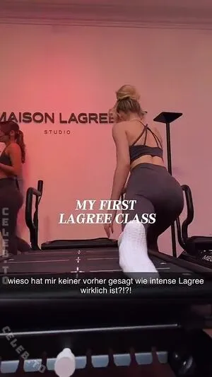 Lea Peach OnlyFans Leaked Free Thumbnail Picture - #NHSOcLGNBO